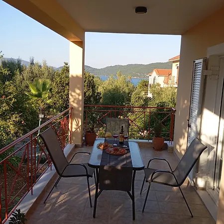 Penelope's Апартаменты Сами